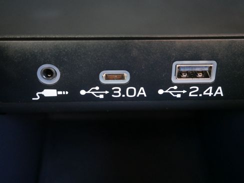 Certified 2025 Subaru Outback Wilderness AWD/4WD image 33