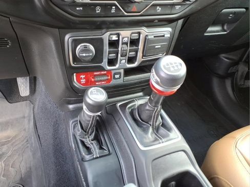 Used 2020 Jeep Wrangler Unlimited Rubicon AWD/4WD image 26