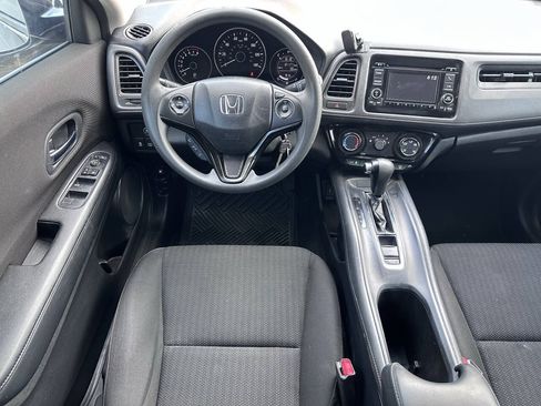 Used 2016 Honda HR-V LX image 28