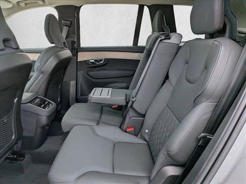 New 2026 Volvo XC90 B5 Plus w/ Protection Package image 17
