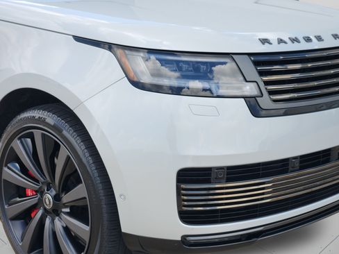Certified 2025 Land Rover Range Rover SV AWD/4WD image 28