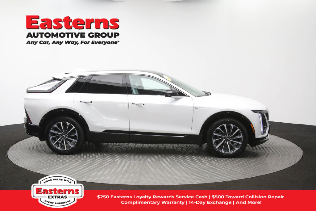 Used 2024 Cadillac Lyriq Sport RWD image 49