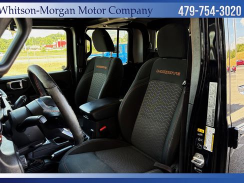 Used 2022 Jeep Gladiator Mojave w/ Cold Weather Group image 9