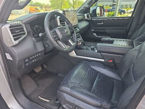 Used 2023 Toyota Tundra Platinum AWD/4WD image 11