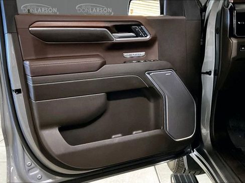 Certified 2025 GMC Sierra 1500 Denali w/ Denali Reserve Package AWD/4WD image 12