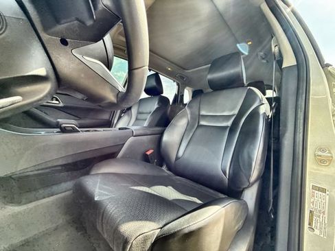 Used 2021 Nissan Rogue SV w/ Premium Package FWD image 11