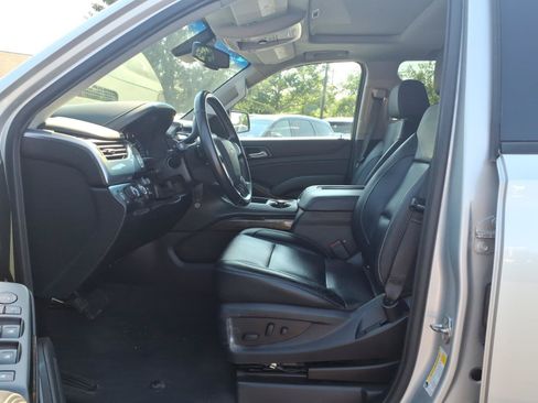 Used 2019 Chevrolet Tahoe LT AWD/4WD image 13