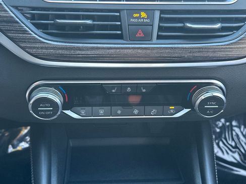 Used 2019 Nissan Altima 2.5 Platinum image 30