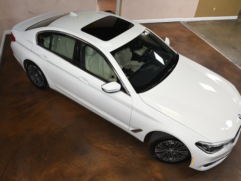 Used 2020 BMW 530i w/ Premium Package RWD image 73