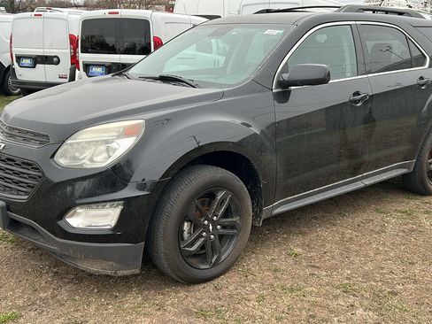 Used 2017 Chevrolet Equinox LT w/ Midnight Edition image 2