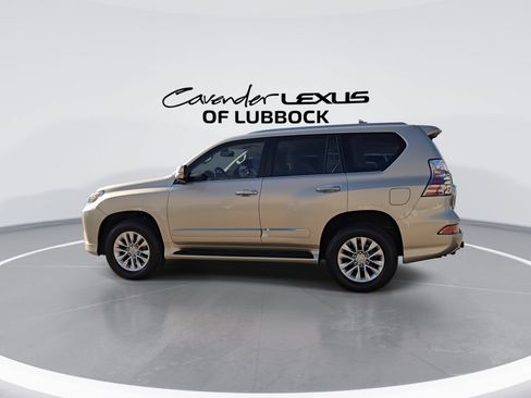 Used 2016 Lexus GX 460 w/ Premium Package AWD/4WD image 6