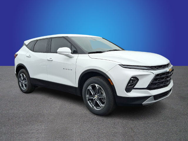 New 2024 Chevrolet Blazer LT w/ Driver Confidence Package FWD image 2