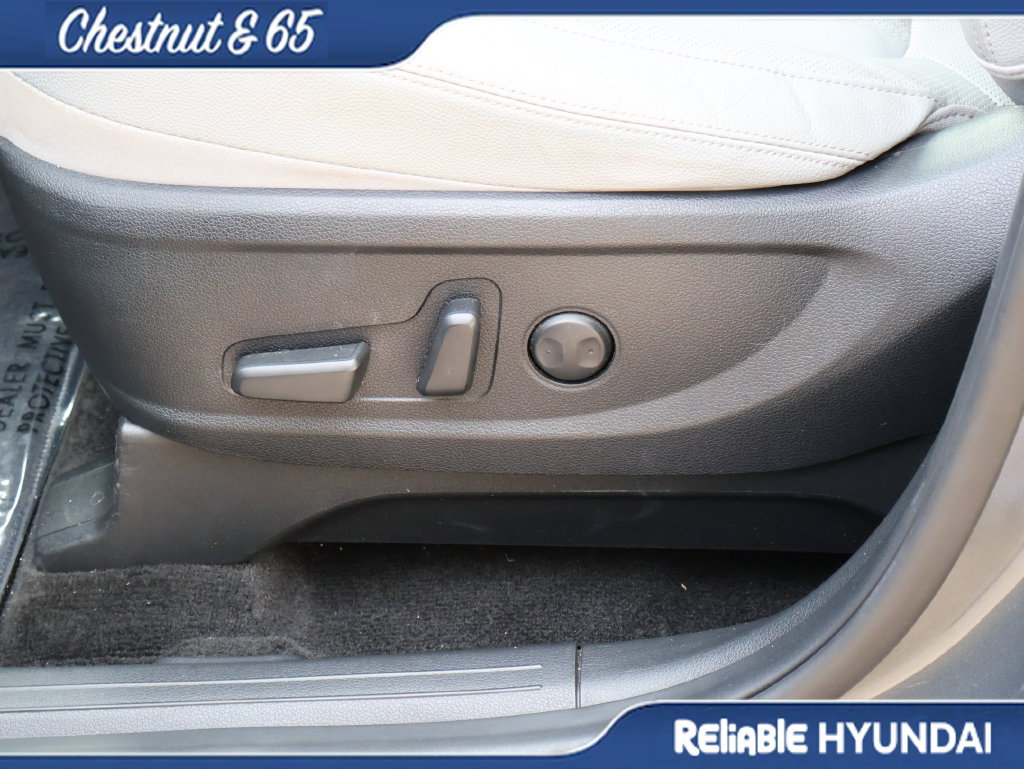 Used 2022 Hyundai Palisade SEL w/ Premium Package FWD image 26