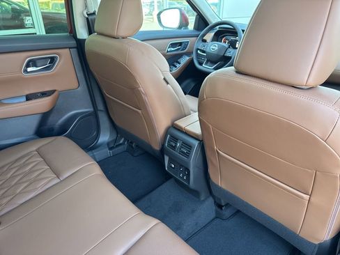 New 2026 Nissan Rogue Platinum AWD/4WD image 24