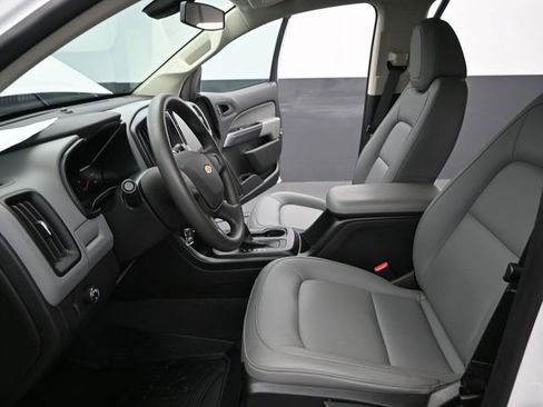 Used 2022 Chevrolet Colorado W/T image 12