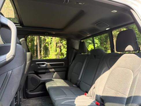 Certified 2025 RAM 1500 Big Horn AWD/4WD image 14