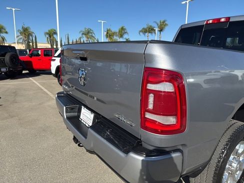 Used 2024 RAM 2500 Laramie image 12