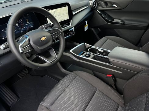 New 2026 Chevrolet Equinox LT w/ Safety and Technology Package image 10