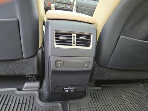 Used 2022 Lexus RX 350 AWD w/ Luxury Package image 32