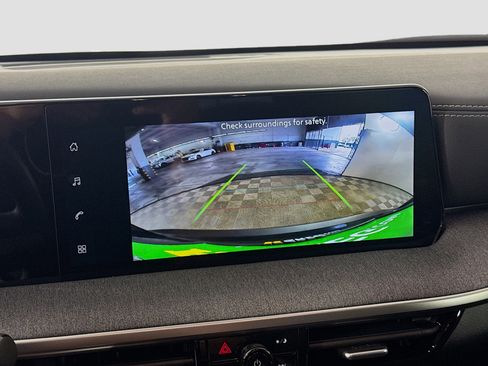 Used 2026 Nissan Kicks SV FWD image 19