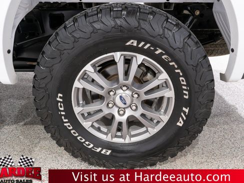 Used 2020 Ford F150 Lariat w/ Equipment Group 501A Mid AWD/4WD image 10