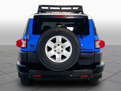 Used 2007 Toyota FJ Cruiser 2WD image 4