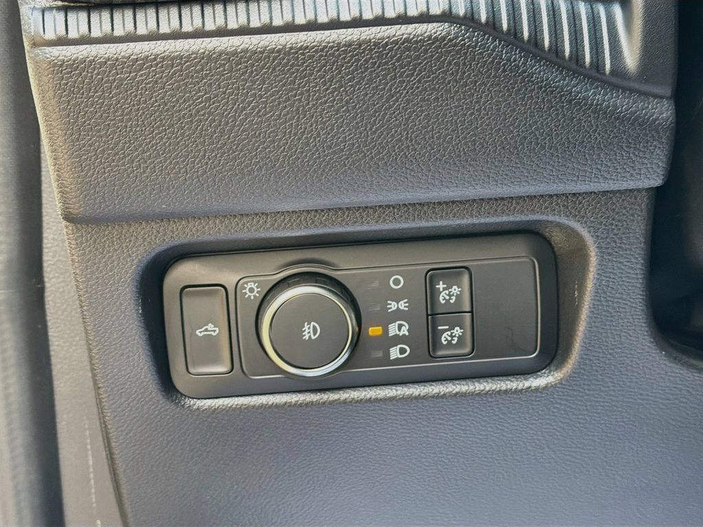 Used 2024 Ford Ranger XLT w/ Equipment Group 301A High AWD/4WD image 10