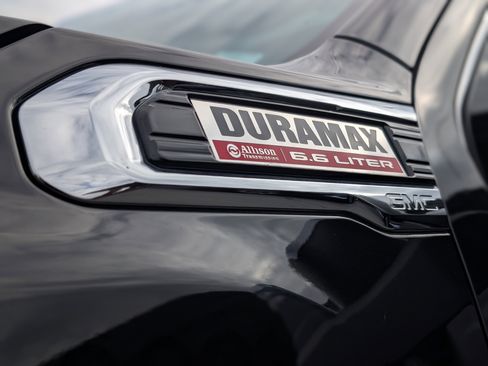 Used 2021 GMC Sierra 3500 Denali w/ Denali Ultimate Package image 17