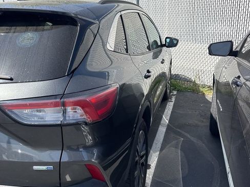 Used 2020 Ford Escape SEL image 4