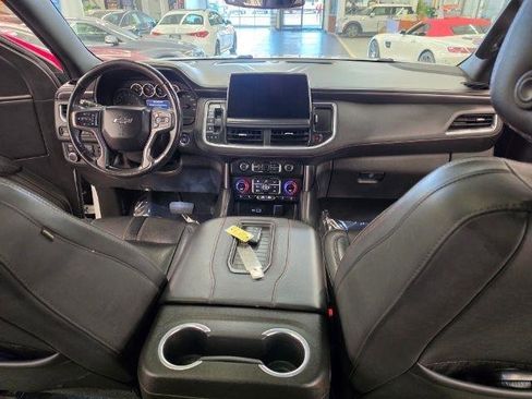 Used 2021 Chevrolet Tahoe RST w/ Luxury Package AWD/4WD image 9
