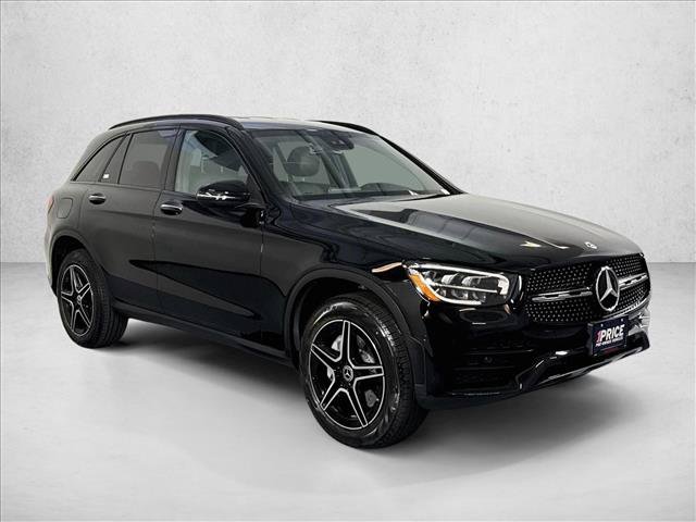Used 2022 Mercedes-Benz GLC 300 4MATIC image 3