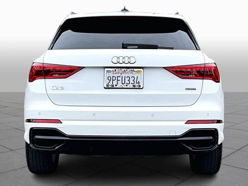 Used 2022 Audi Q3 2.0T Premium w/ Convenience Package image 4