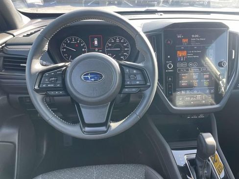 Used 2025 Subaru Forester Premium w/ Convenience Package #1 AWD/4WD image 16