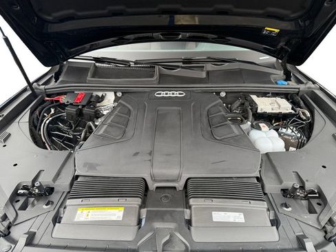 Used 2019 Audi Q7 3.0T Premium w/ Convenience Package AWD/4WD image 29