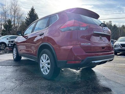 Used 2017 Nissan Rogue S image 5