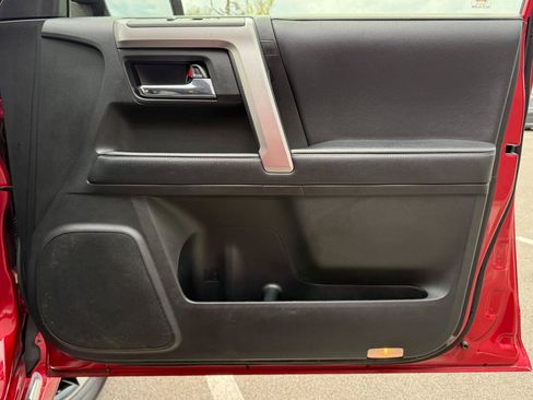 Used 2017 Toyota 4Runner Limited AWD/4WD image 21