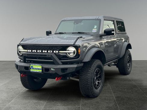 Used 2021 Ford Bronco Wildtrak AWD/4WD image 3