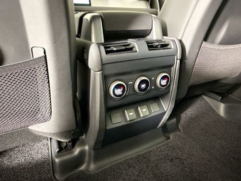 Used 2023 Land Rover Defender 110 S image 16