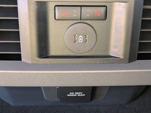 New 2026 Ford F250 Lariat w/ Black Appearance Package image 15