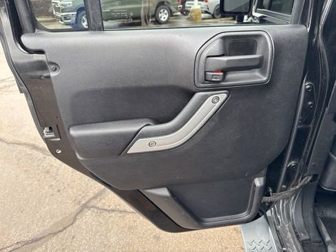 Used 2015 Jeep Wrangler Unlimited Sahara w/ Trailer Tow Group image 16