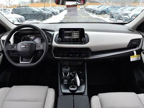 New 2026 Nissan Rogue SV image 8