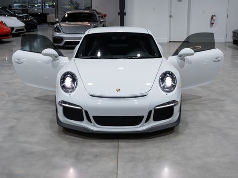 Used 2016 Porsche 911 GT3 image 34