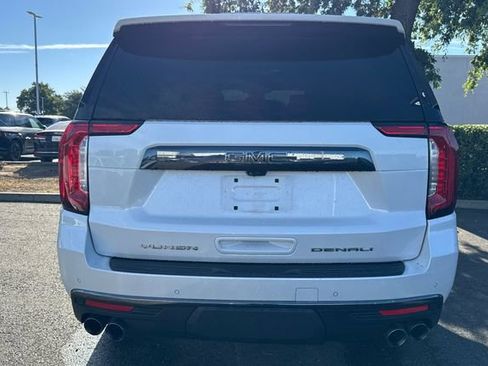 Used 2023 GMC Yukon Denali Ultimate AWD/4WD image 6