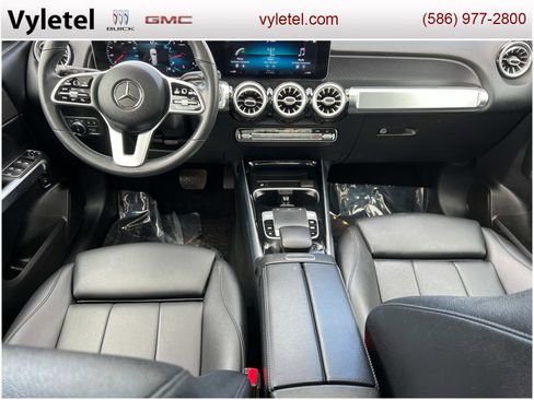 Used 2020 Mercedes-Benz GLB 250 4MATIC image 13
