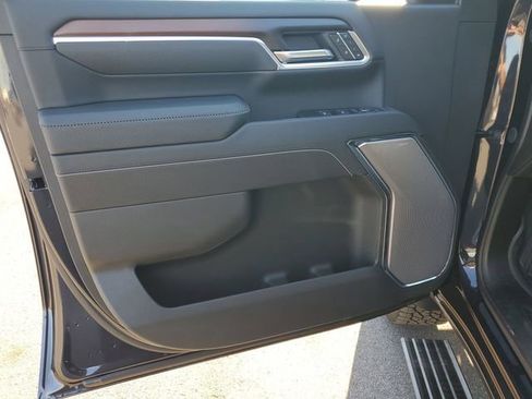 New 2026 GMC Sierra 3500 Denali w/ Denali Reserve Package image 8