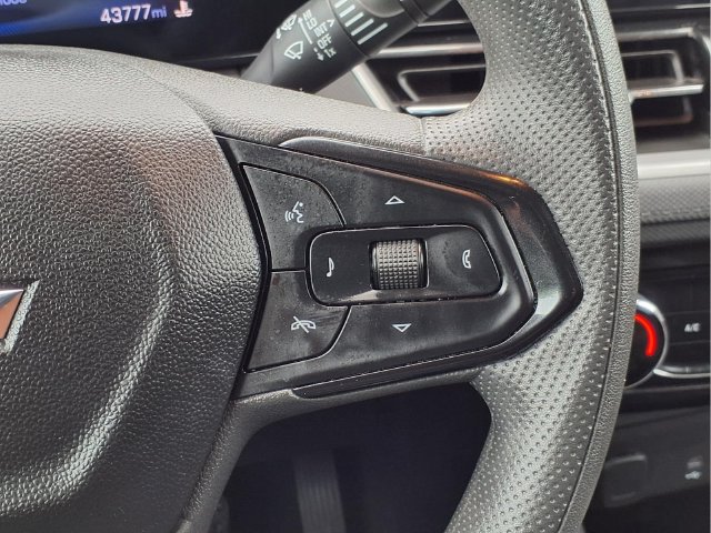 Used 2025 Chevrolet TrailBlazer LT FWD image 25