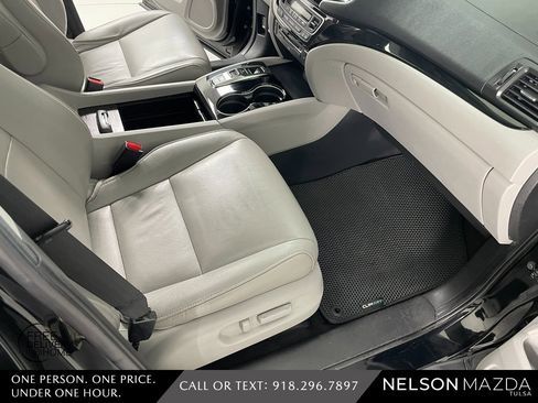 Used 2019 Honda Pilot Touring image 52