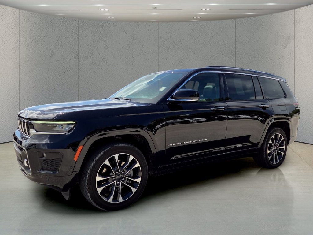 Used 2023 Jeep Grand Cherokee L Overland AWD/4WD image 11