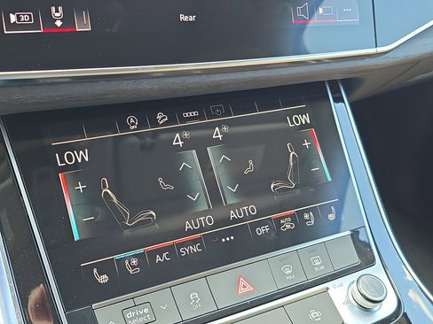 New 2025 Audi Q7 Premium Plus image 26