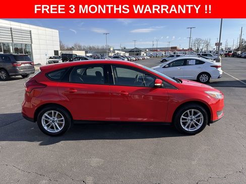 Used 2017 Ford Focus SE image 30